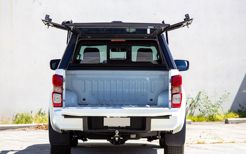 Hard top RSI SmartCap EVOs Sport montato su Isuzu D-Max 2020+ Double Cab, foto reale