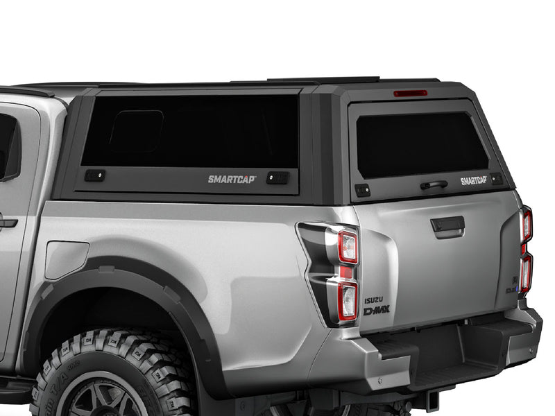 Hard top RSI SmartCap EVOs Sport per Isuzu D-Max 2020+ Double Cab, vista posteriore 3/4 ravvicinata