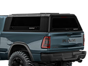 Hard top RSI SmartCap EVOs Sport per RAM, vista posteriore 3/4 ravvicinata