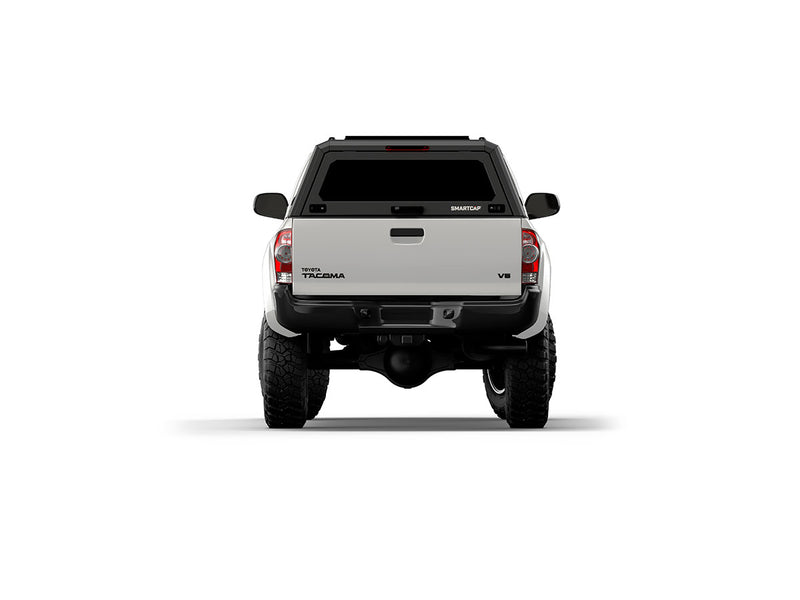 Hard top RSI SmartCap EVOs Sport per Toyota Tacoma 2005–2015 Standard Bed 6', vista posteriore su sfondo bianco