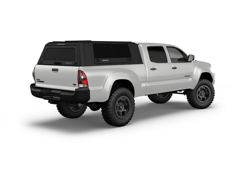 Hard top RSI SmartCap EVOs Sport per Toyota Tacoma 2005–2015 Standard Bed 6', vista posteriore 3/4 lato destro su sfondo bianco