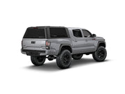 Hard top RSI SmartCap EVOs Sport per Toyota Tacoma 2016–2023 Short Bed 5', vista posteriore 3/4 lato destro su sfondo bianco