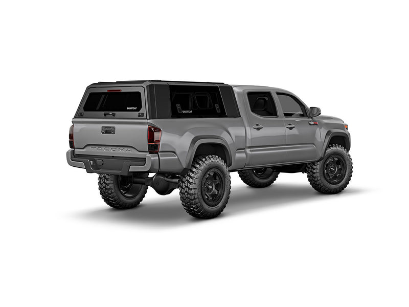 Hard top RSI SmartCap EVOs Sport per Toyota Tacoma 2016–2023 Standard Bed 6', vista posteriore 3/4 lato destro su sfondo bianco