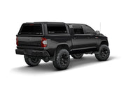 Hard top RSI SmartCap EVOs Sport per Toyota Tundra 2007–2021 Short Bed 5,5', vista posteriore 3/4 lato destro su sfondo bianco