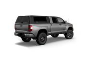 Hard top RSI SmartCap EVOs Sport per Toyota Tundra 2007–2021 Standard Bed 6,5', vista posteriore 3/4 lato destro su sfondo bianco