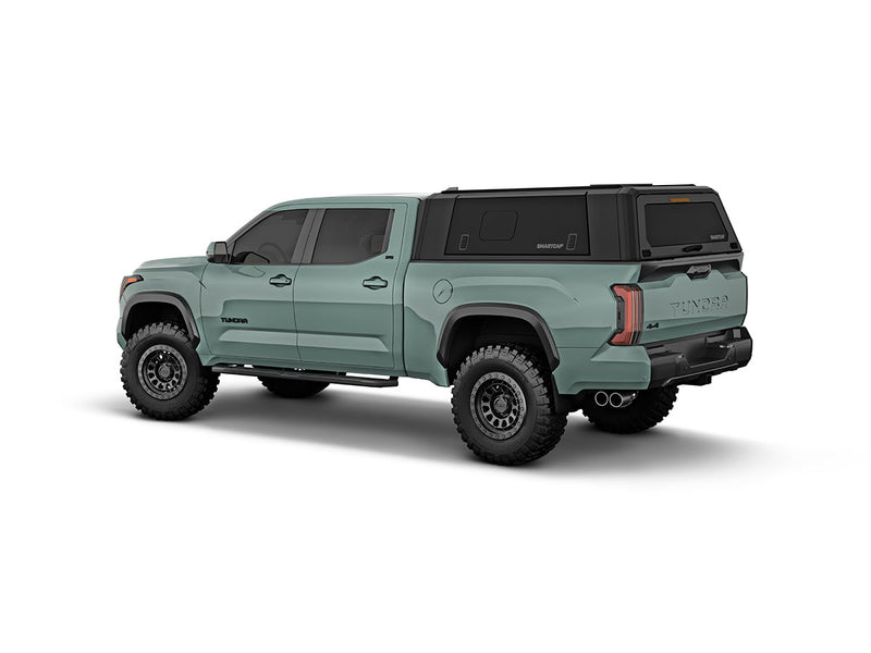 Hard top RSI SmartCap EVOs Sport per Toyota Tundra, vista posteriore 3/4 su sfondo bianco
