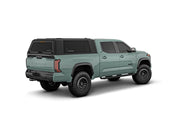 Hard top RSI SmartCap EVOs Sport per Toyota Tundra, vista posteriore 3/4 lato destro su sfondo bianco