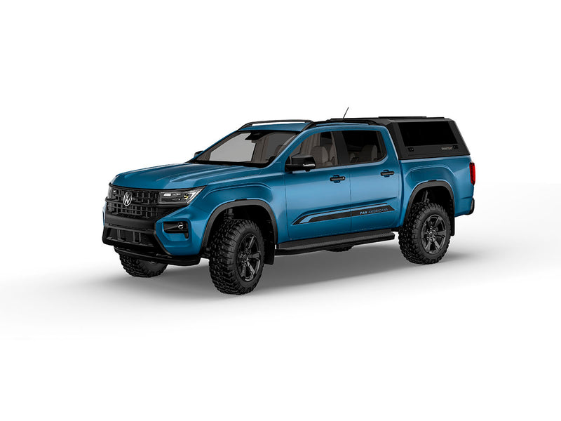 Hard top RSI SmartCap EVOs Sport per Volkswagen Amarok 2023+ Double Cab, vista anteriore 3/4 su sfondo bianco