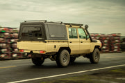 Toyota Land Cruiser 79 con hard top RSI SmartCap su strada