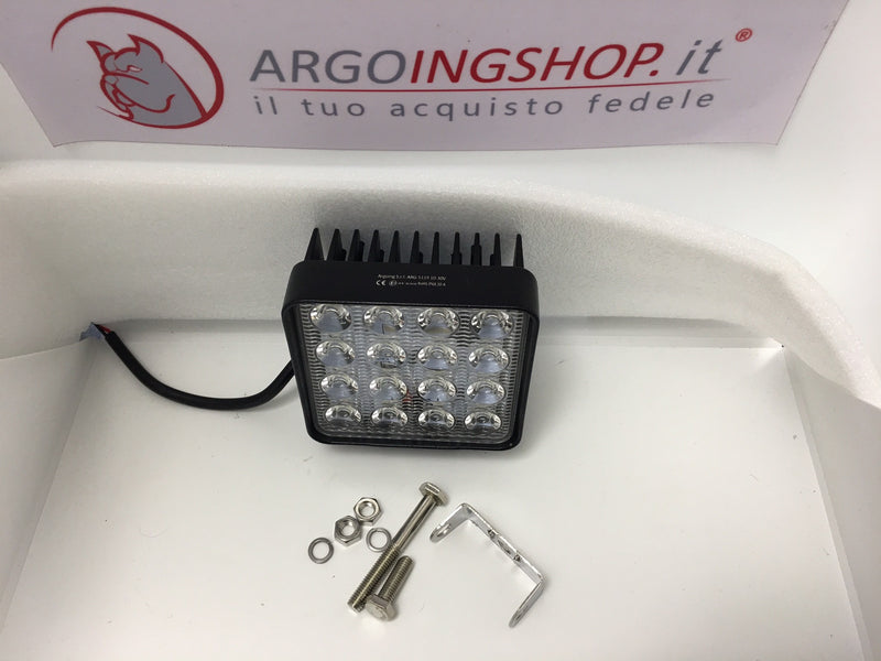 FARETTO LED QUADRATO PER JEEP WRANGLER - 48W -