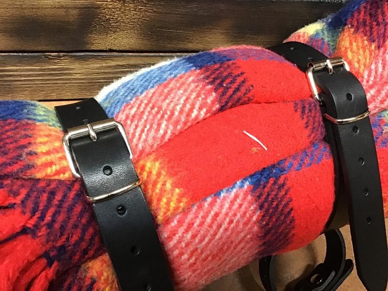 PORTA COPERTA PER MOTO LINEA "PACH" IN CUOIO 4MM