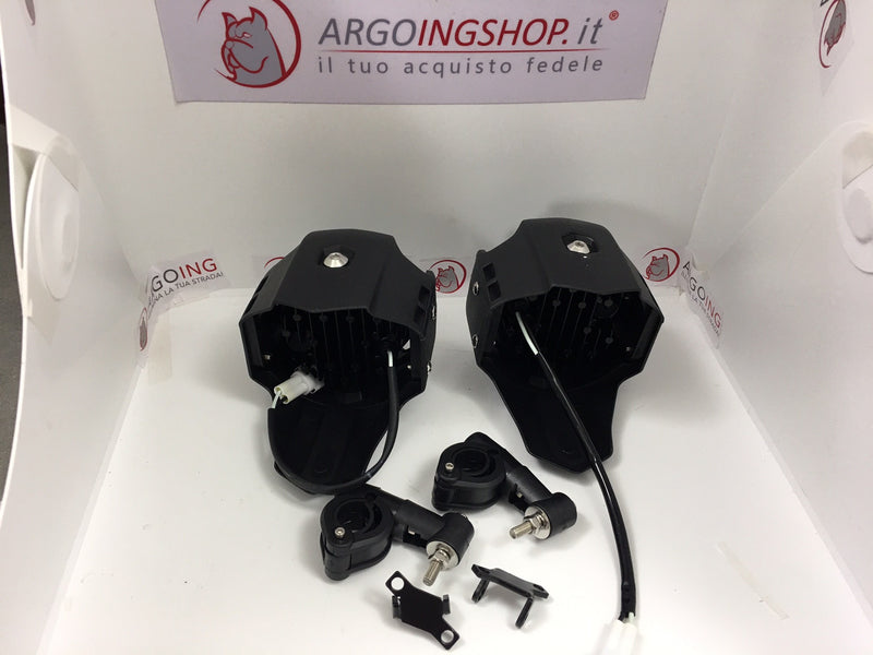 SET FARETTI AUSILIARI  ANTERIORI A LED 13W CON BRACCIO DI SUPPORTO PER KAWASAKI