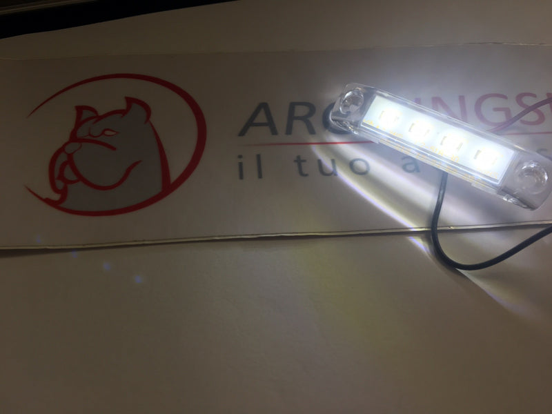 LUCE  A LED BIANCA FORMA RETTANGOLARE PER AUTO - CAMION-FURGONI