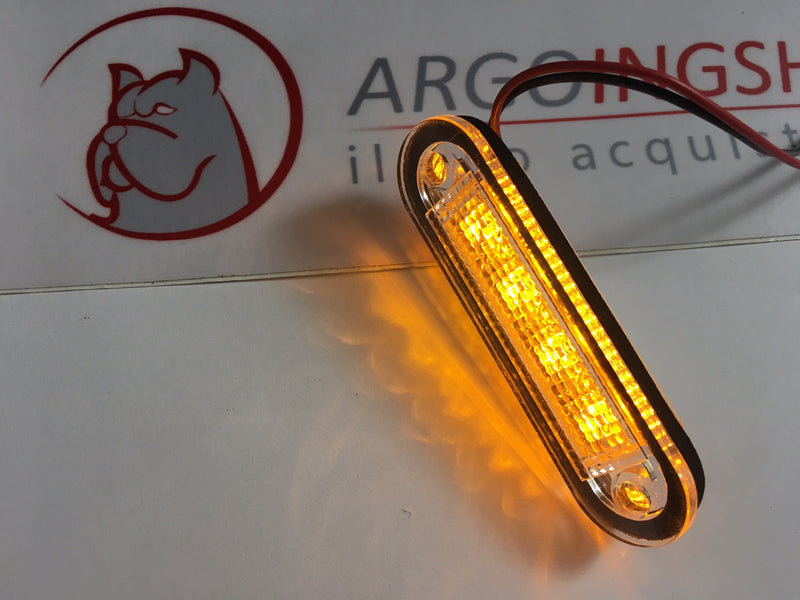 LUCE A LED DI INGOMBRO ARANCIO